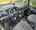Серый Форд Галакси, объемом двигателя 1.9 л и пробегом 300 тыс. км за 1850 $, фото 10 на Automoto.ua