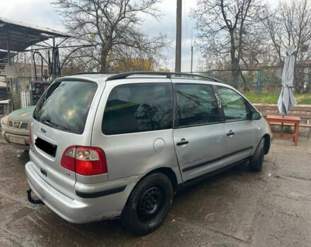 Серый Форд Галакси, объемом двигателя 0 л и пробегом 380 тыс. км за 2050 $, фото 3 на Automoto.ua