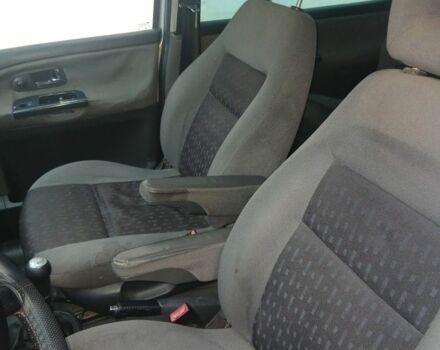 Сірий Форд Галаксі, об'ємом двигуна 2 л та пробігом 320 тис. км за 1700 $, фото 5 на Automoto.ua