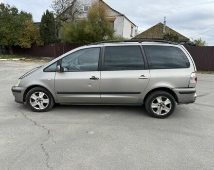 Серый Форд Галакси, объемом двигателя 1.9 л и пробегом 320 тыс. км за 3250 $, фото 2 на Automoto.ua