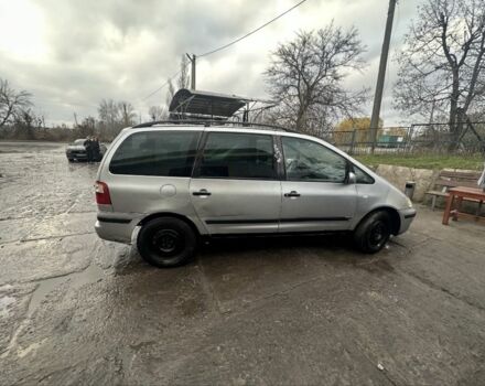 Серый Форд Галакси, объемом двигателя 1.9 л и пробегом 330 тыс. км за 2100 $, фото 1 на Automoto.ua