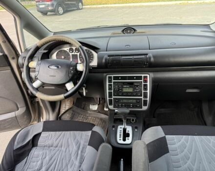 Серый Форд Галакси, объемом двигателя 1.9 л и пробегом 320 тыс. км за 3250 $, фото 7 на Automoto.ua