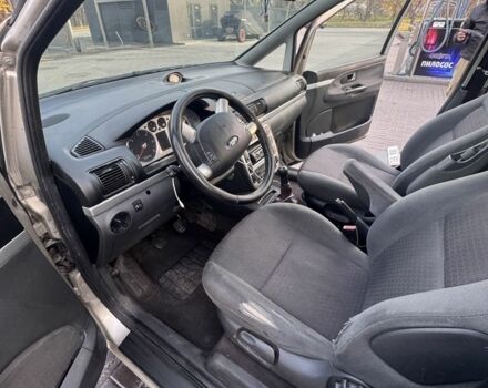 Серый Форд Галакси, объемом двигателя 1.9 л и пробегом 341 тыс. км за 2381 $, фото 9 на Automoto.ua