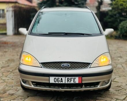 Серый Форд Галакси, объемом двигателя 1.9 л и пробегом 300 тыс. км за 2050 $, фото 3 на Automoto.ua