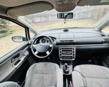 Серый Форд Галакси, объемом двигателя 1.9 л и пробегом 300 тыс. км за 2050 $, фото 9 на Automoto.ua
