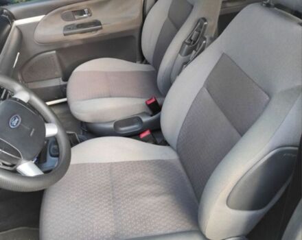 Сірий Форд Галаксі, об'ємом двигуна 1.9 л та пробігом 3 тис. км за 2500 $, фото 7 на Automoto.ua