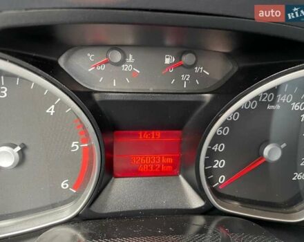 Серый Форд Галакси, объемом двигателя 1.75 л и пробегом 326 тыс. км за 8000 $, фото 10 на Automoto.ua