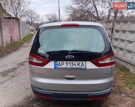 Сірий Форд Галаксі, об'ємом двигуна 2 л та пробігом 350 тис. км за 6200 $, фото 1 на Automoto.ua