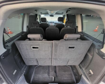 Сірий Форд Галаксі, об'ємом двигуна 1.8 л та пробігом 276 тис. км за 4500 $, фото 9 на Automoto.ua