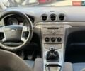 Сірий Форд Галаксі, об'ємом двигуна 1.75 л та пробігом 380 тис. км за 5500 $, фото 26 на Automoto.ua