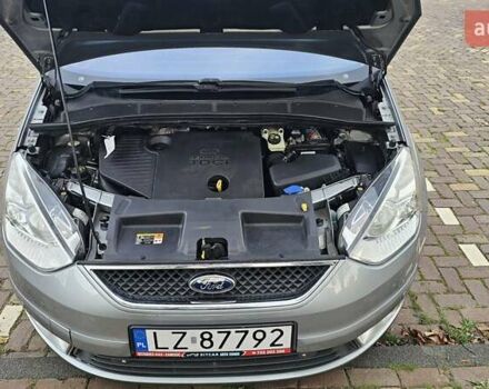 Серый Форд Галакси, объемом двигателя 1.8 л и пробегом 234 тыс. км за 7000 $, фото 3 на Automoto.ua