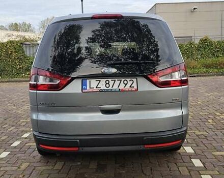 Серый Форд Галакси, объемом двигателя 1.8 л и пробегом 234 тыс. км за 7000 $, фото 1 на Automoto.ua