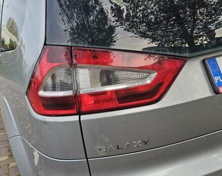 Серый Форд Галакси, объемом двигателя 1.8 л и пробегом 234 тыс. км за 7000 $, фото 12 на Automoto.ua