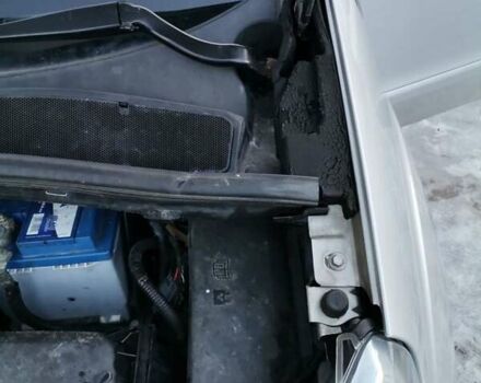 Сірий Форд Галаксі, об'ємом двигуна 2 л та пробігом 269 тис. км за 9000 $, фото 21 на Automoto.ua