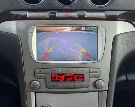 Серый Форд Галакси, объемом двигателя 1.8 л и пробегом 240 тыс. км за 9690 $, фото 24 на Automoto.ua