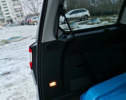 Сірий Форд Галаксі, об'ємом двигуна 2 л та пробігом 269 тис. км за 9000 $, фото 23 на Automoto.ua