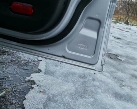 Сірий Форд Галаксі, об'ємом двигуна 2 л та пробігом 269 тис. км за 9000 $, фото 17 на Automoto.ua