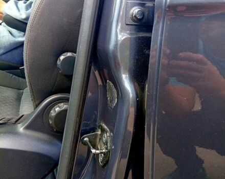 Сірий Форд Галаксі, об'ємом двигуна 2 л та пробігом 218 тис. км за 7800 $, фото 4 на Automoto.ua