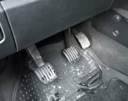 Сірий Форд Галаксі, об'ємом двигуна 2 л та пробігом 269 тис. км за 9000 $, фото 15 на Automoto.ua