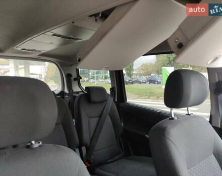 Серый Форд Галакси, объемом двигателя 1.75 л и пробегом 260 тыс. км за 8500 $, фото 9 на Automoto.ua