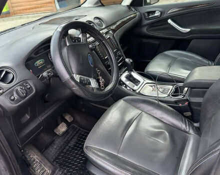 Серый Форд Галакси, объемом двигателя 2 л и пробегом 327 тыс. км за 9500 $, фото 7 на Automoto.ua