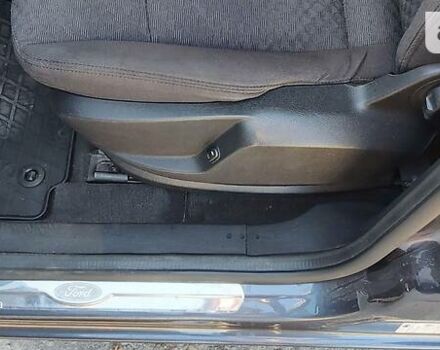 Сірий Форд Галаксі, об'ємом двигуна 2 л та пробігом 298 тис. км за 8000 $, фото 32 на Automoto.ua