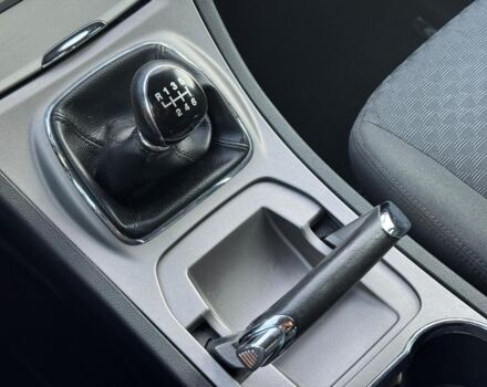 Серый Форд Галакси, объемом двигателя 1.8 л и пробегом 240 тыс. км за 9690 $, фото 25 на Automoto.ua