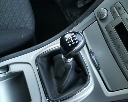 Сірий Форд Галаксі, об'ємом двигуна 2 л та пробігом 269 тис. км за 9000 $, фото 11 на Automoto.ua