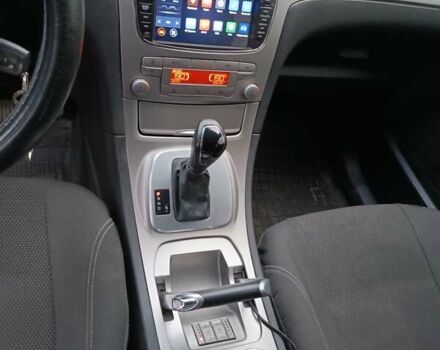 Серый Форд Галакси, объемом двигателя 2 л и пробегом 283 тыс. км за 7500 $, фото 6 на Automoto.ua