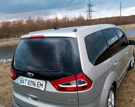 Серый Форд Галакси, объемом двигателя 2 л и пробегом 283 тыс. км за 7500 $, фото 3 на Automoto.ua