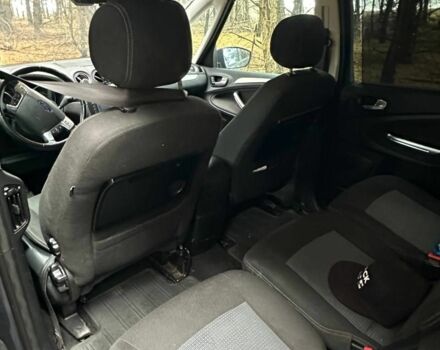Сірий Форд Галаксі, об'ємом двигуна 1.6 л та пробігом 280 тис. км за 8800 $, фото 6 на Automoto.ua