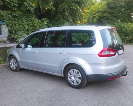 Серый Форд Галакси, объемом двигателя 2 л и пробегом 215 тыс. км за 8800 $, фото 3 на Automoto.ua