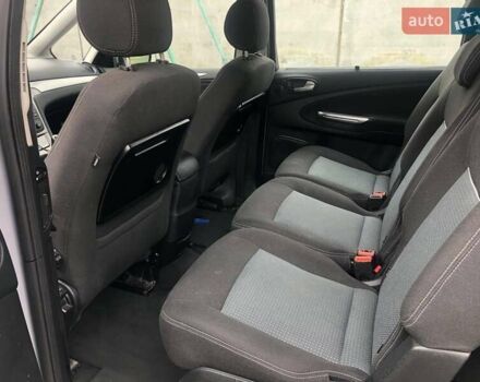 Серый Форд Галакси, объемом двигателя 1.6 л и пробегом 269 тыс. км за 10500 $, фото 14 на Automoto.ua