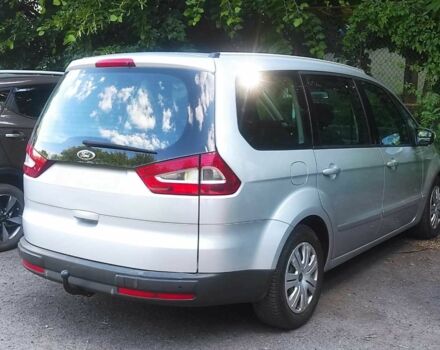 Серый Форд Галакси, объемом двигателя 2 л и пробегом 215 тыс. км за 8800 $, фото 2 на Automoto.ua