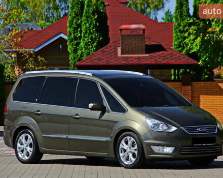 Форд Галакси 2011 в Днепре (Днепропетровске) на Automoto.ua Серый Форд Галакси, объемом двигателя 2 л и пробегом 117 тыс. км за 12300 $, фото 3 на Automoto.ua