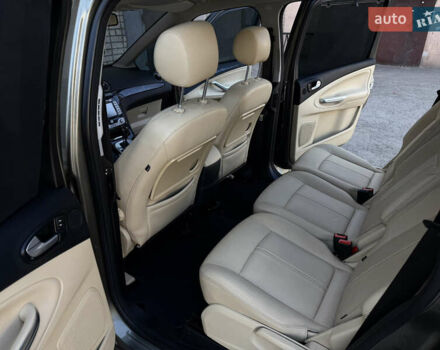 Форд Галакси 2011 в Днепре (Днепропетровске) на Automoto.ua Серый Форд Галакси, объемом двигателя 2 л и пробегом 117 тыс. км за 12300 $, фото 7 на Automoto.ua