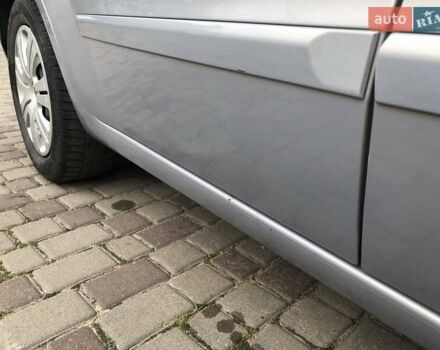 Серый Форд Галакси, объемом двигателя 1.6 л и пробегом 269 тыс. км за 10500 $, фото 7 на Automoto.ua