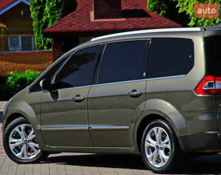 Форд Галакси 2011 в Днепре (Днепропетровске) на Automoto.ua Серый Форд Галакси, объемом двигателя 2 л и пробегом 117 тыс. км за 12300 $, фото 4 на Automoto.ua