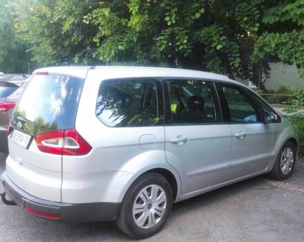 Серый Форд Галакси, объемом двигателя 2 л и пробегом 215 тыс. км за 8800 $, фото 4 на Automoto.ua