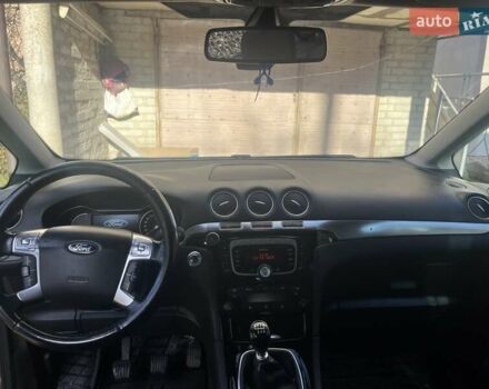 Серый Форд Галакси, объемом двигателя 2 л и пробегом 225 тыс. км за 9000 $, фото 6 на Automoto.ua