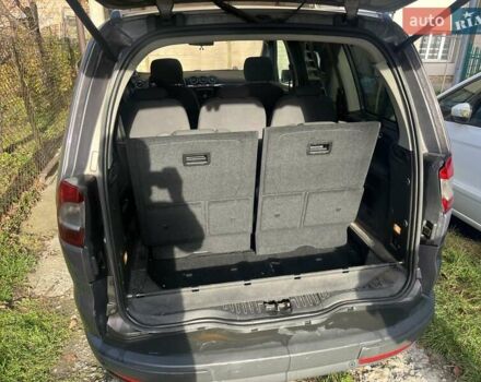 Серый Форд Галакси, объемом двигателя 2 л и пробегом 225 тыс. км за 9000 $, фото 9 на Automoto.ua