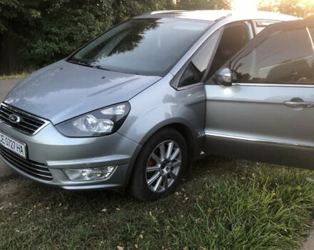 Серый Форд Галакси, объемом двигателя 2 л и пробегом 251 тыс. км за 11200 $, фото 3 на Automoto.ua