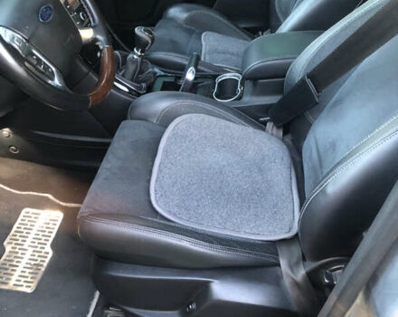 Серый Форд Галакси, объемом двигателя 2 л и пробегом 251 тыс. км за 11200 $, фото 4 на Automoto.ua