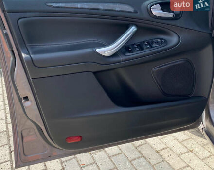 Сірий Форд Галаксі, об'ємом двигуна 2 л та пробігом 240 тис. км за 12999 $, фото 28 на Automoto.ua