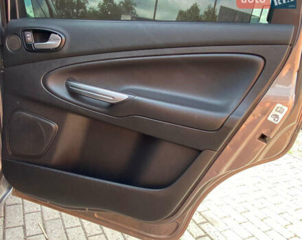 Сірий Форд Галаксі, об'ємом двигуна 2 л та пробігом 240 тис. км за 12999 $, фото 31 на Automoto.ua