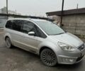 Серый Форд Галакси, объемом двигателя 2 л и пробегом 381 тыс. км за 10700 $, фото 2 на Automoto.ua