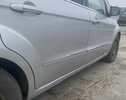 Серый Форд Галакси, объемом двигателя 2 л и пробегом 345 тыс. км за 11300 $, фото 3 на Automoto.ua