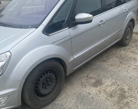 Серый Форд Галакси, объемом двигателя 2 л и пробегом 345 тыс. км за 11300 $, фото 1 на Automoto.ua