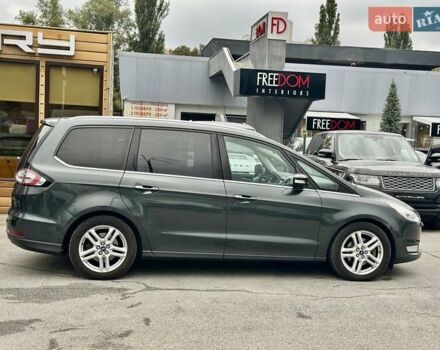 Серый Форд Галакси, объемом двигателя 2 л и пробегом 151 тыс. км за 23800 $, фото 7 на Automoto.ua
