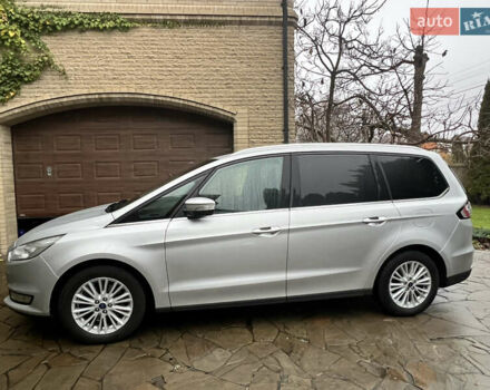 Серый Форд Галакси, объемом двигателя 2 л и пробегом 114 тыс. км за 25000 $, фото 4 на Automoto.ua